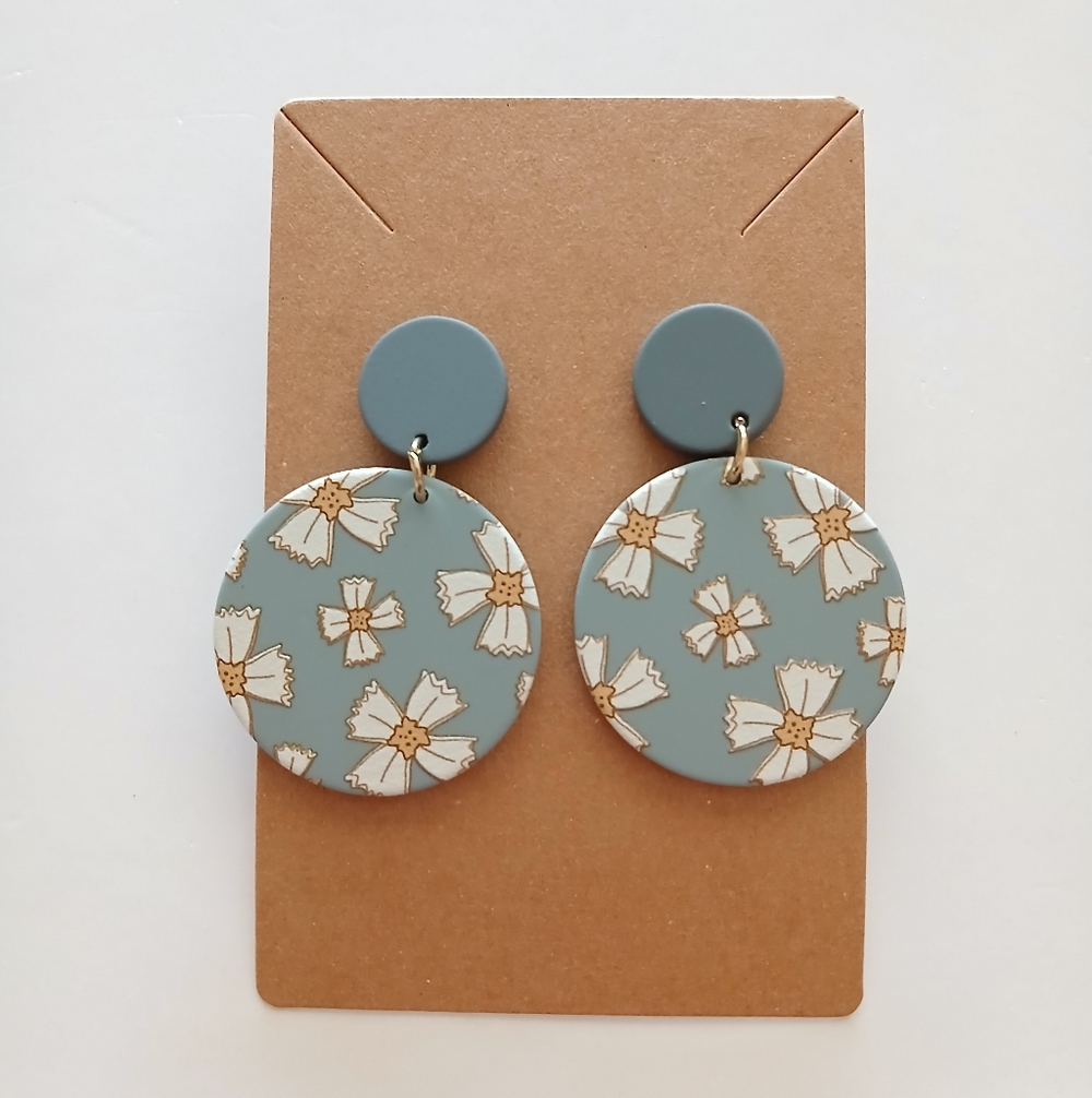 Fashion Jewelry Blue and White Floral Earrings